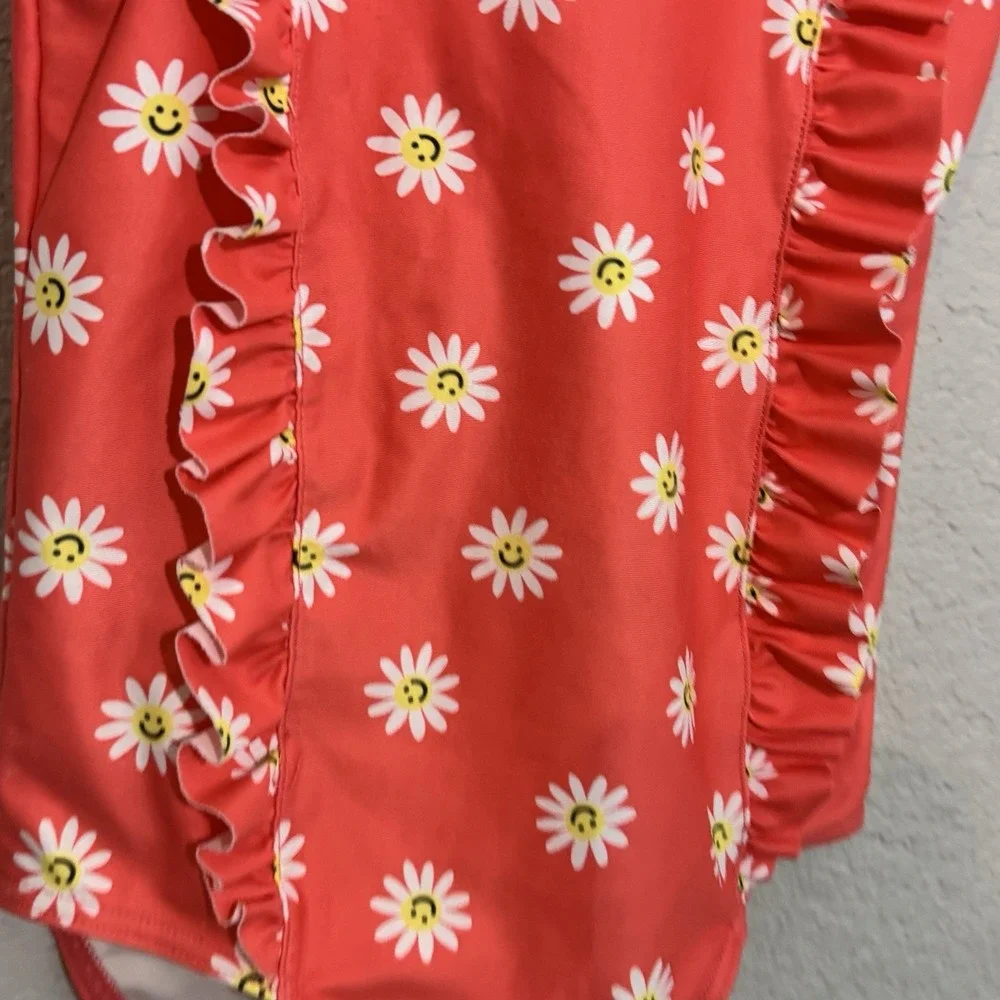 Tucker +Tate Daisy Coral ruffle girl's One Piece swimsuit‎ size 6 Nordstrom